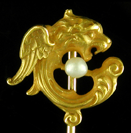 Winged lion and pearl stickpin. (J9291)