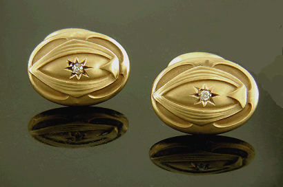 Arts and Crafts cufflinks with a small diamond. (J7174)