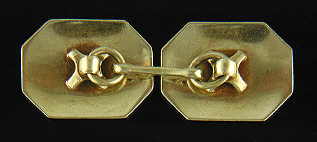 Rear view of richly engraved 14kt gold cufflinks. (J6791)