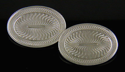 Carrington platinum swirl cufflinks. (J8475)
