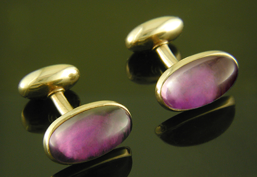 Carter, Howe amethyst cufflinks. (J9436)