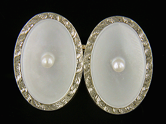 Carter, Gough 14kt gold pearl and mother-of-pearl cufflinks. (J8650)