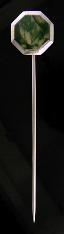 Carter, Gough Moss Agate stick pin. (J9000)