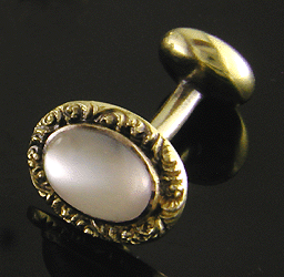 Antique Moonstone cufflinks crafted in 14kt gold (J8738).