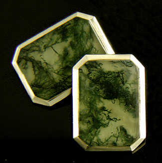 Carter, Howe Moss Agate cufflinks crafted in 14kt yellow gold. (J8839)