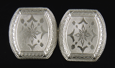 Antique platinum on gold cufflinks. (J8608)