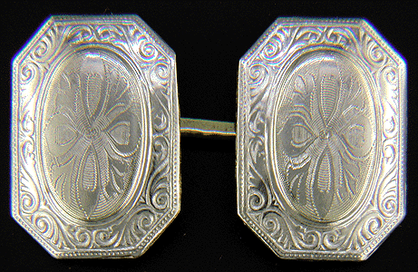 Edwardian platinum and gold cufflinks. (J6502)