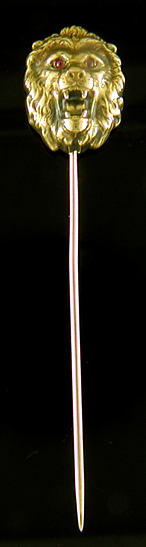 Fierce lion stickpin. (J9216)