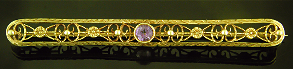 Amethyst and flowers brooch. (BR9575)