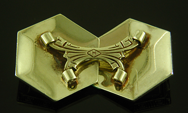 Hookaylo Art Deco cufflinks. (J9379)