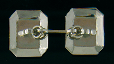 Reverse of antique intricately engraved white gold cufflinks. (J8696)