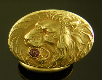Krementz roaring lion with amethyst cufflinks. (J9290)