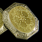 Antique engraved 14kt white and yellow gold cufflinks. (J9068)