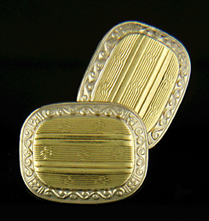 Antique platinum and gold cufflinks. (J8470)