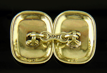 Back of platium and gold cufflinks. (J8470)