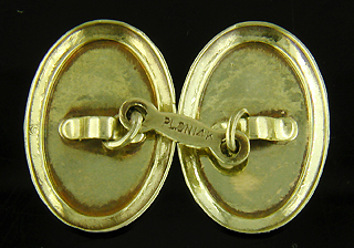 Antique platinum and gold cufflinks with diamonds. (J8843)