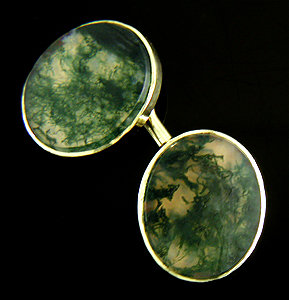 Sansbury & Nellis Moss Agate cufflinks crafted in 14kt yellow gold. (J8964)