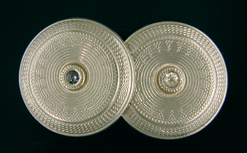 Elegant sapphire and diamond cufflinks. (J8853)