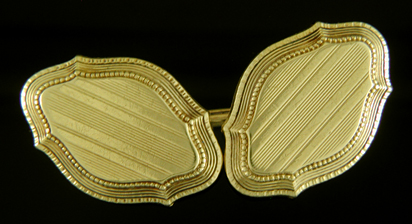 Elegant pinstripe cufflinks. (J9171)