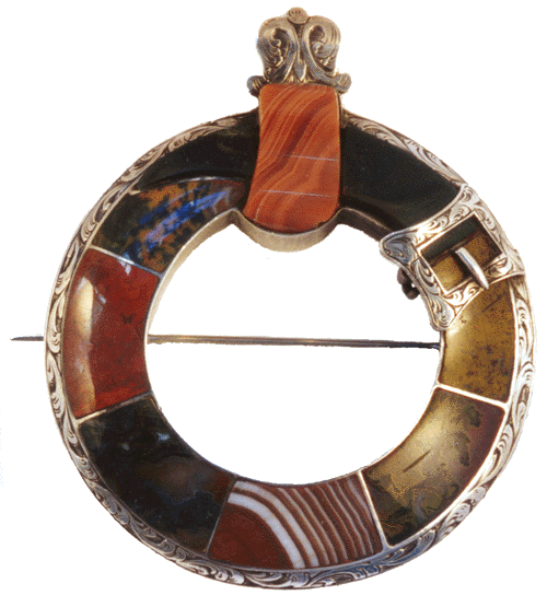 Scottish Garter Buckle Brooch. (J2507)