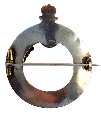 Back view of Garter Buckle Brooch. (J2507)